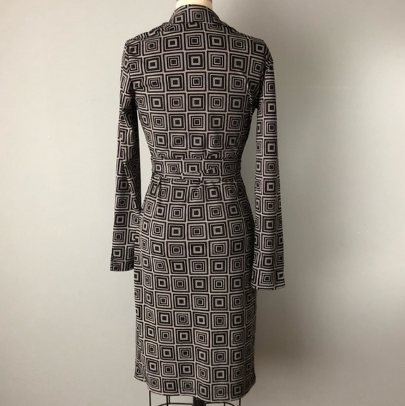 EXPRESS Wrap Dress - Picture 3 of 4